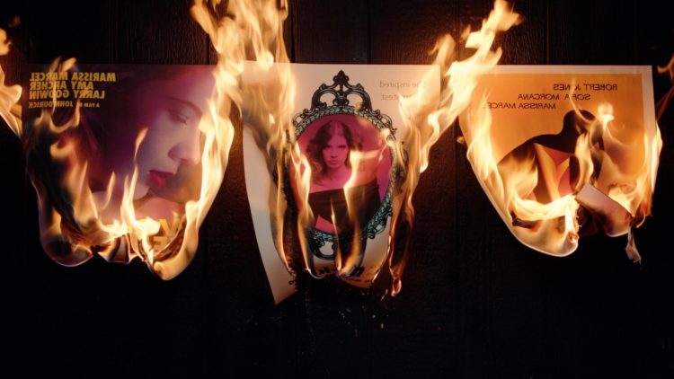 Nová hra Sama Barlowa se připomíná