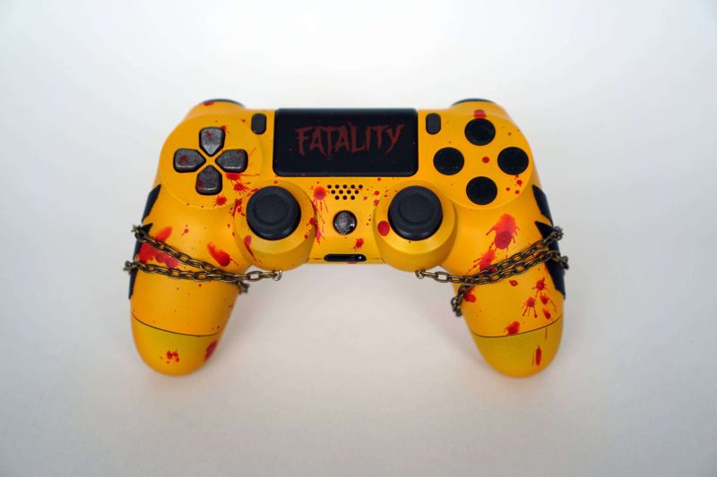 Speciální DualShock 4 pro fanoušky Mortal Kombatu 11