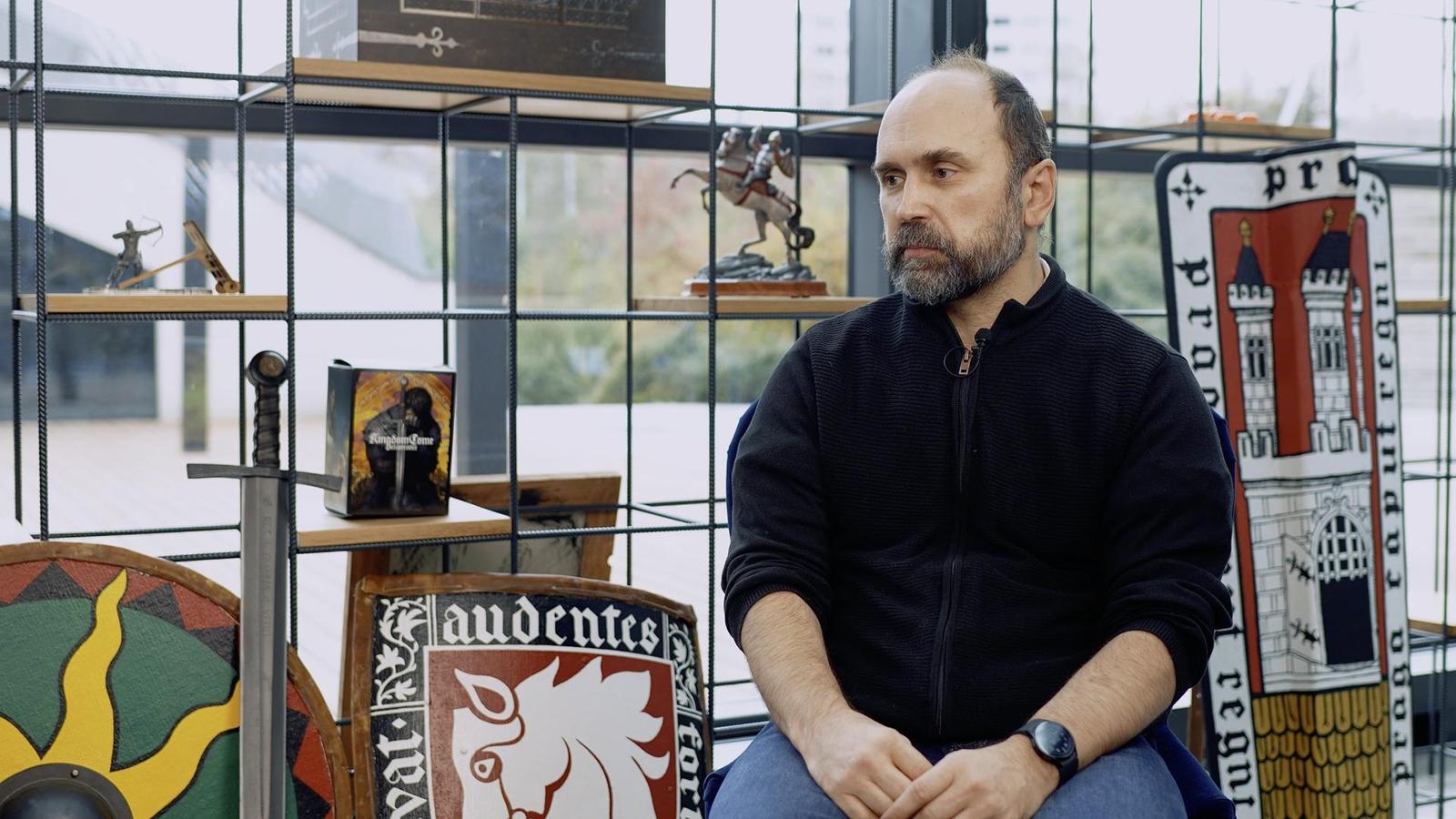 Větší bitvy a obléhání hradů. Viktor Bocan mluví o nových zbraních i upraveném souboji v KCD II