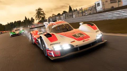 Vyzkoušejte si zdarma závody Project Motor Racing v nově vydané verzi 2.0