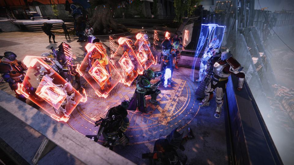 Hráči Destiny 2 vzdávají po tisících hold památce Lance Reddicka