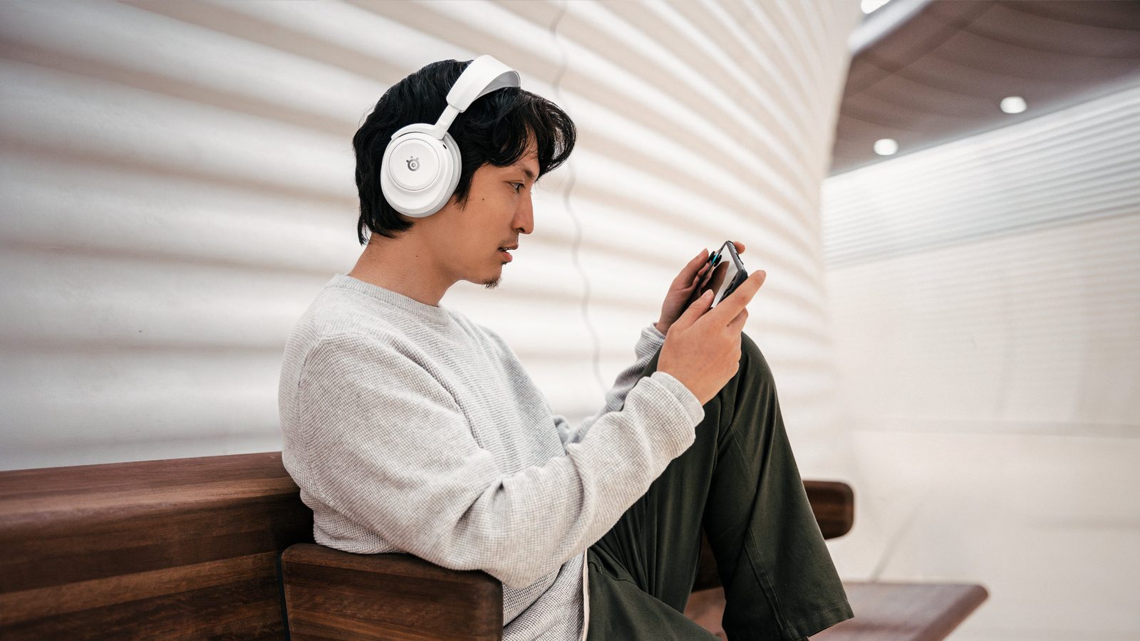 Headset SteelSeries Arctis Nova Pro Omni definuje budoucnost herního audia